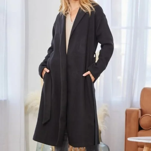 Andree By Unit Coat - Picture 2 of 7